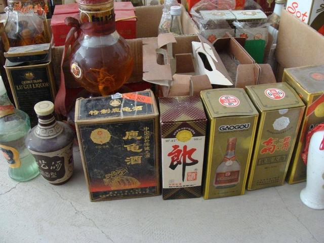 天津高价回收老酒的地方有哪些，天津哪里回收老酒！