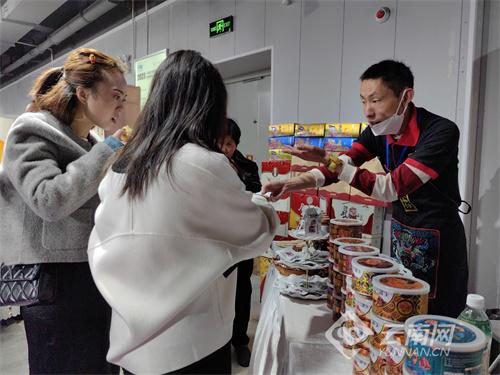 昆明临期食品批发市场在哪里，上海临期食品批发市场！